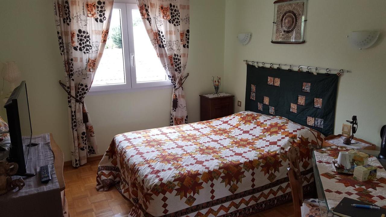 Castel Parc Bed & Breakfast Perigny  ภายนอก รูปภาพ